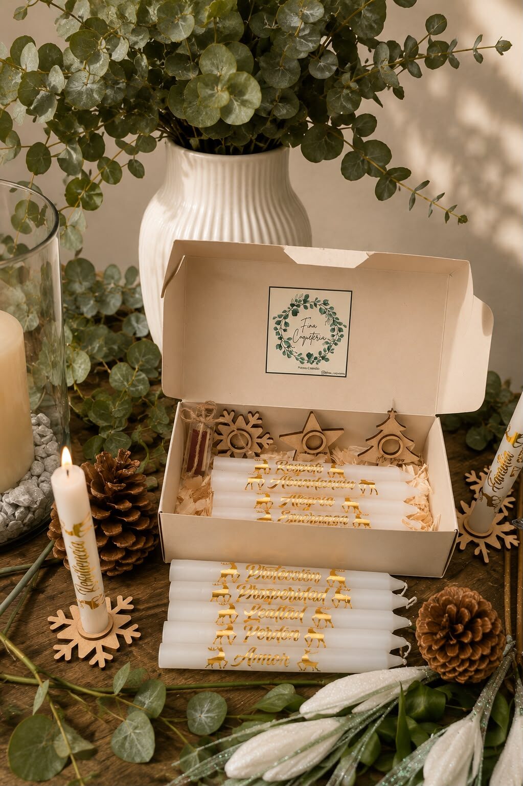 Velas personalizadas con caligrafía para bodas y bautizos - Fina Coquetería Medellín
